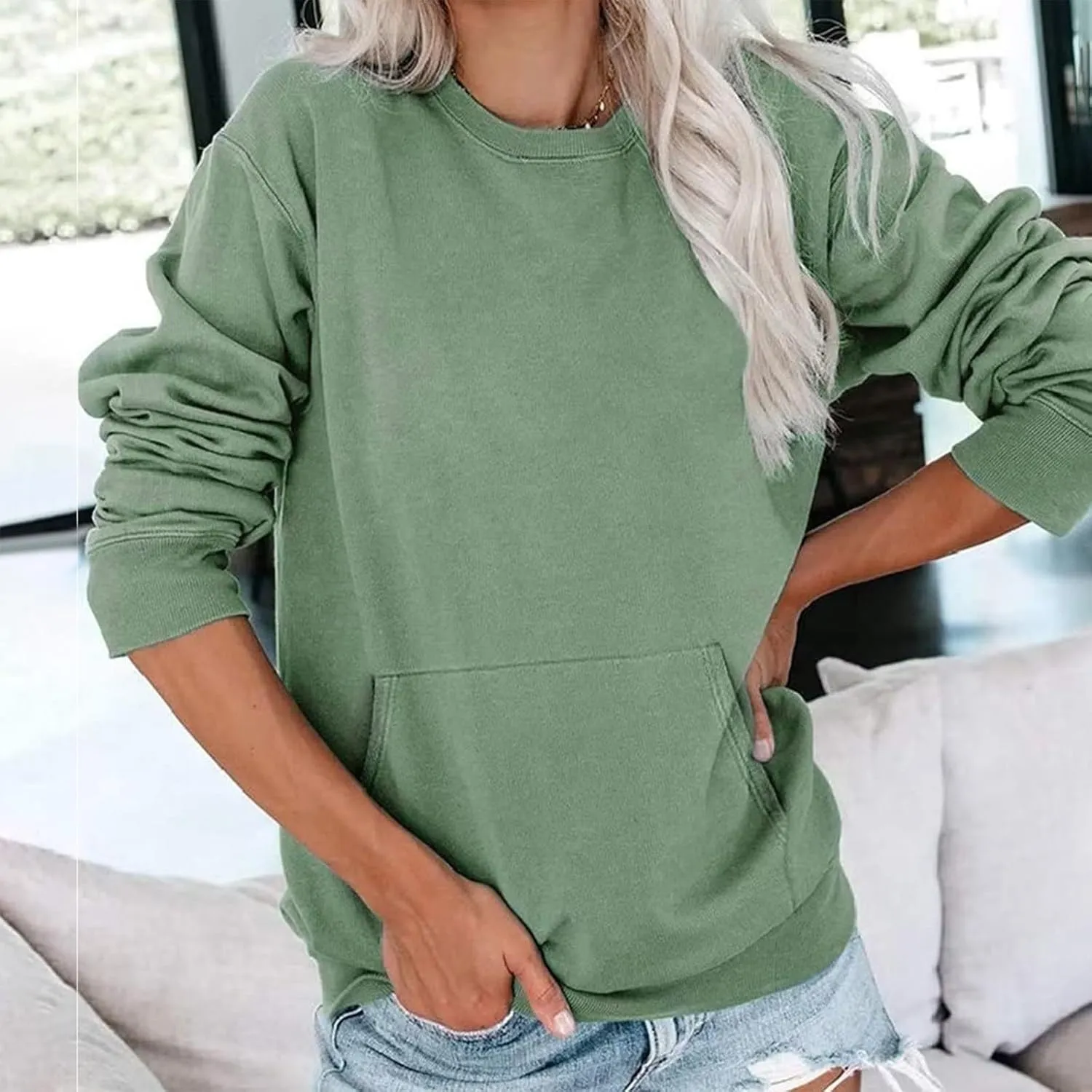 Crewneck Sweatshirts Women Fleece Sweatshirt with Pocket Long Sleeve Shirts Hoodies Pullover Cute Sweaters Tops