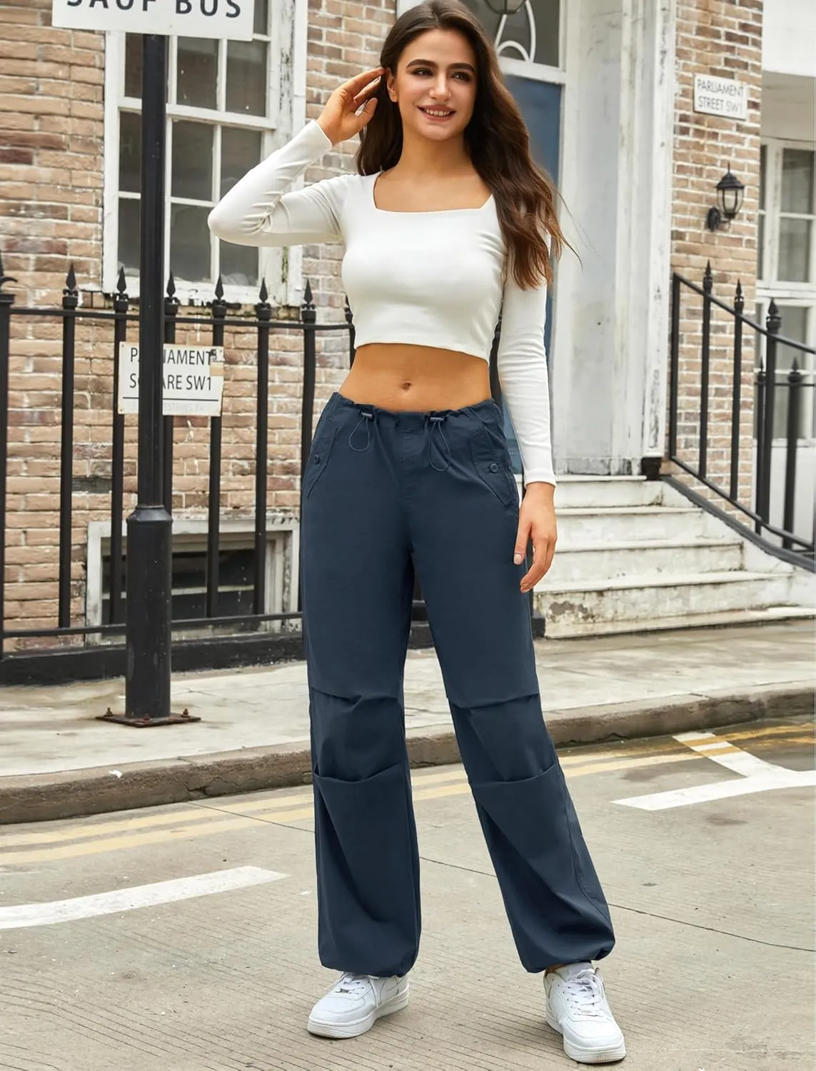 FireSwan Women's Parachute Pants Baggy Cargo Pants Wide Leg Y2K Pants with 4 Pockets Outdoor Travel Casual Hiking