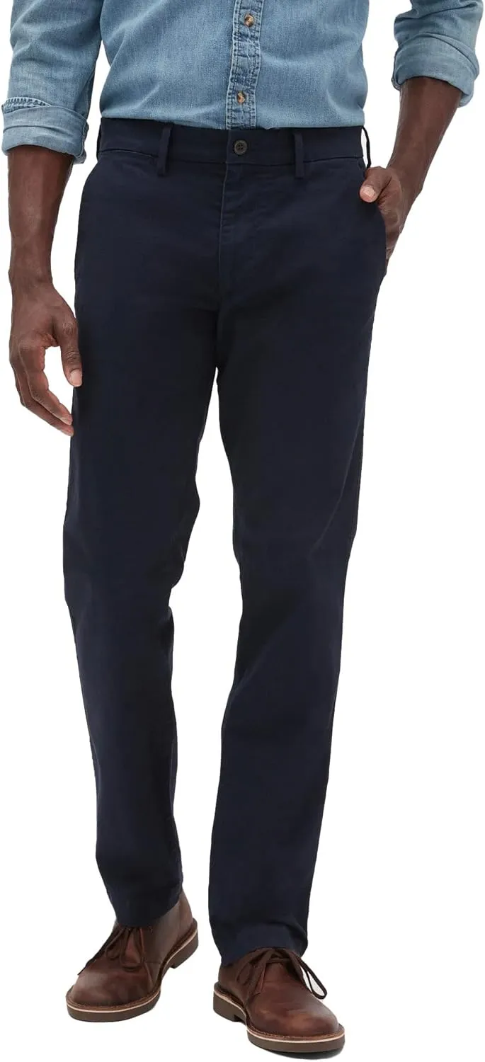GAP Men's Essential Straight Fit Khaki Chino Pants